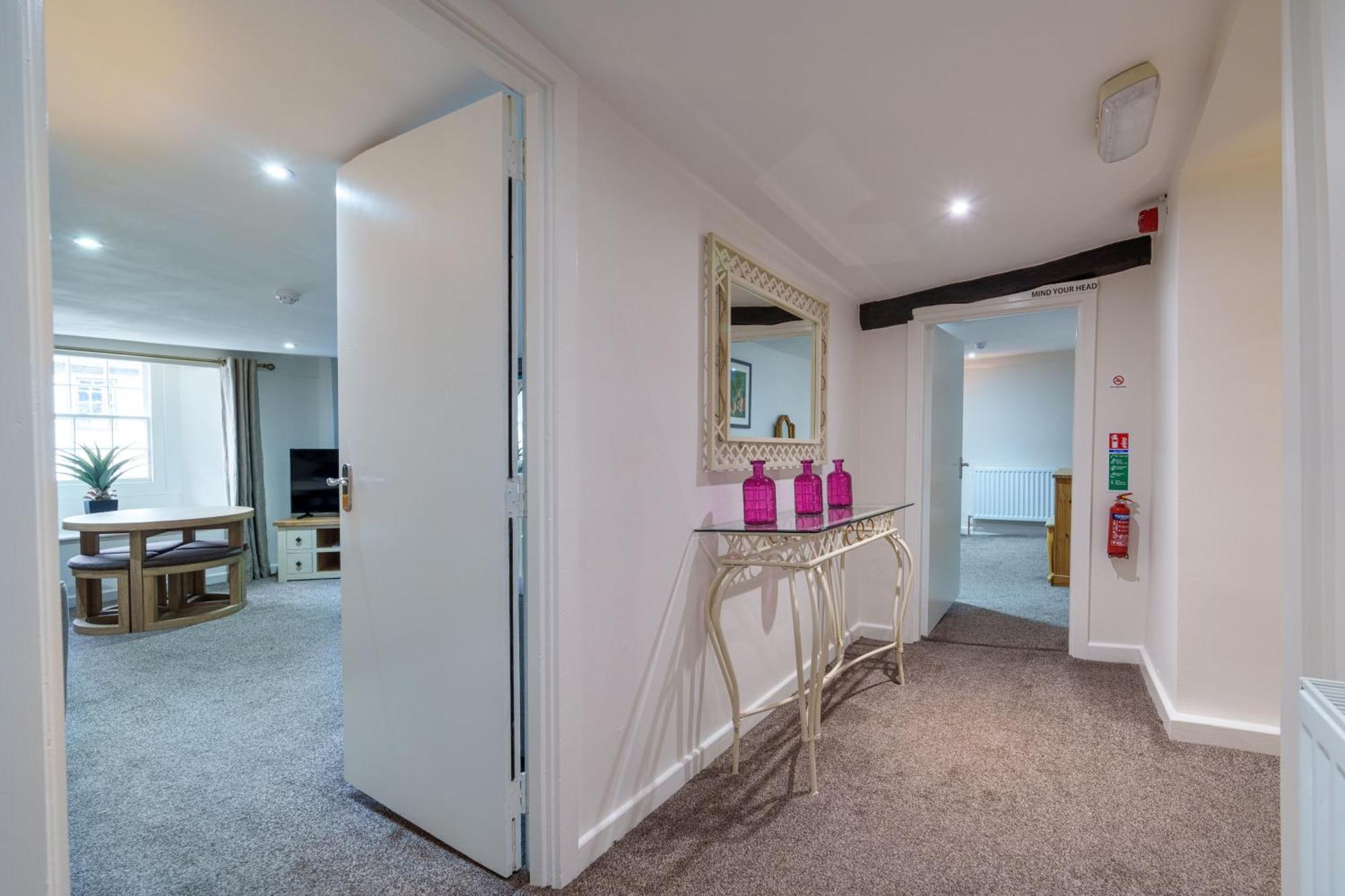 Library View Apartment ケンダル エクステリア 写真