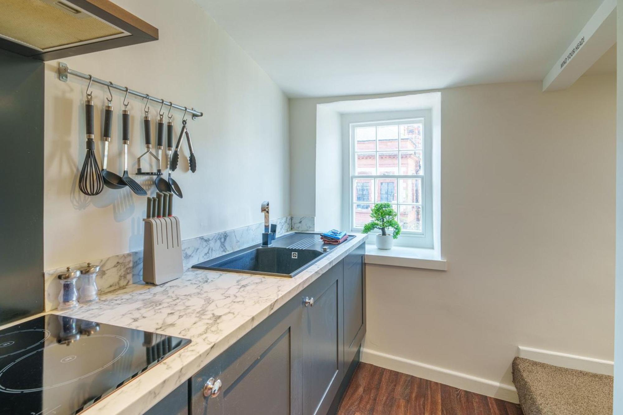 Library View Apartment ケンダル エクステリア 写真